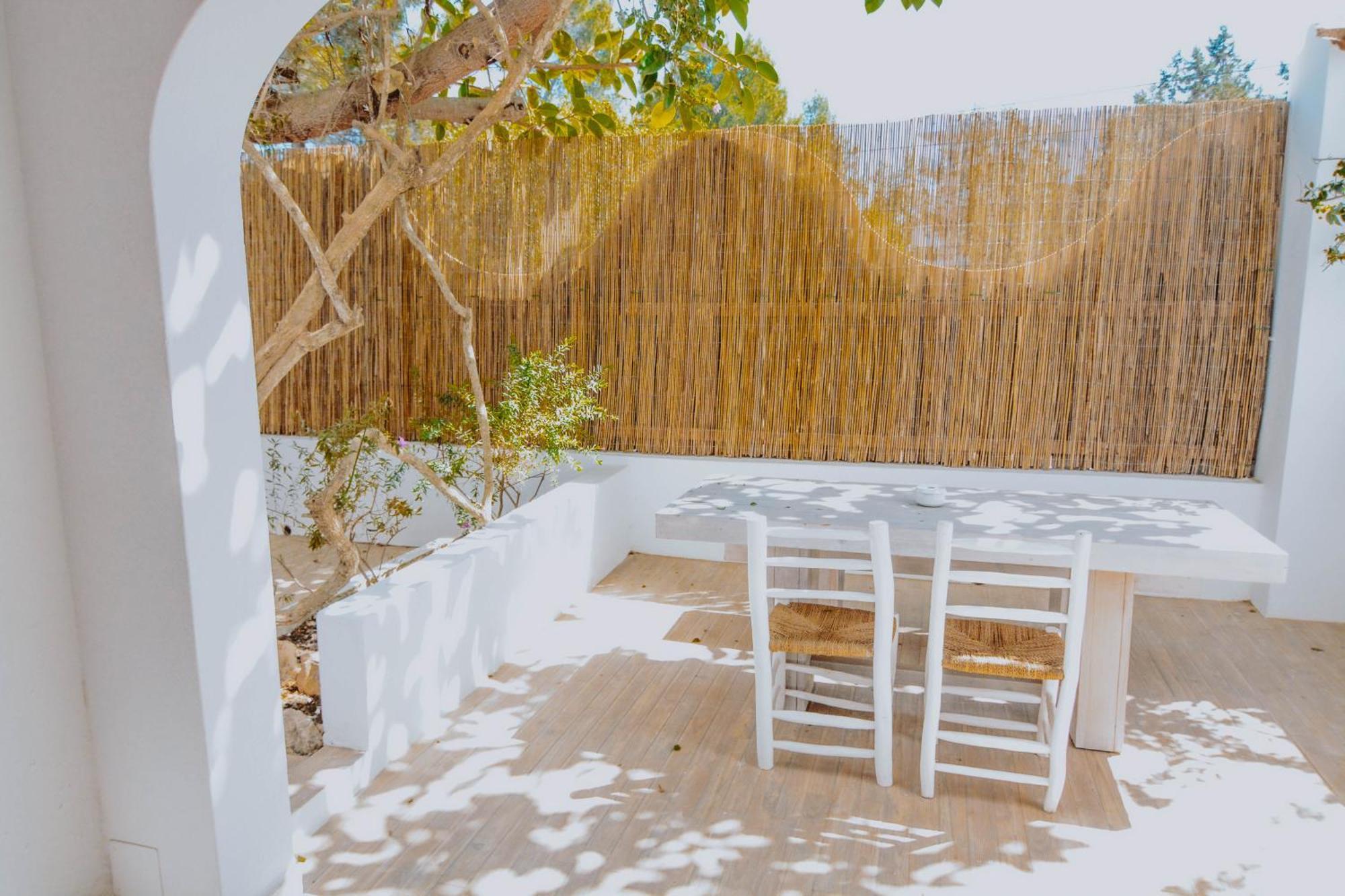 Aparthotel Secret Oasis Ibiza-Only Adults San Antonio Abad Exterior foto