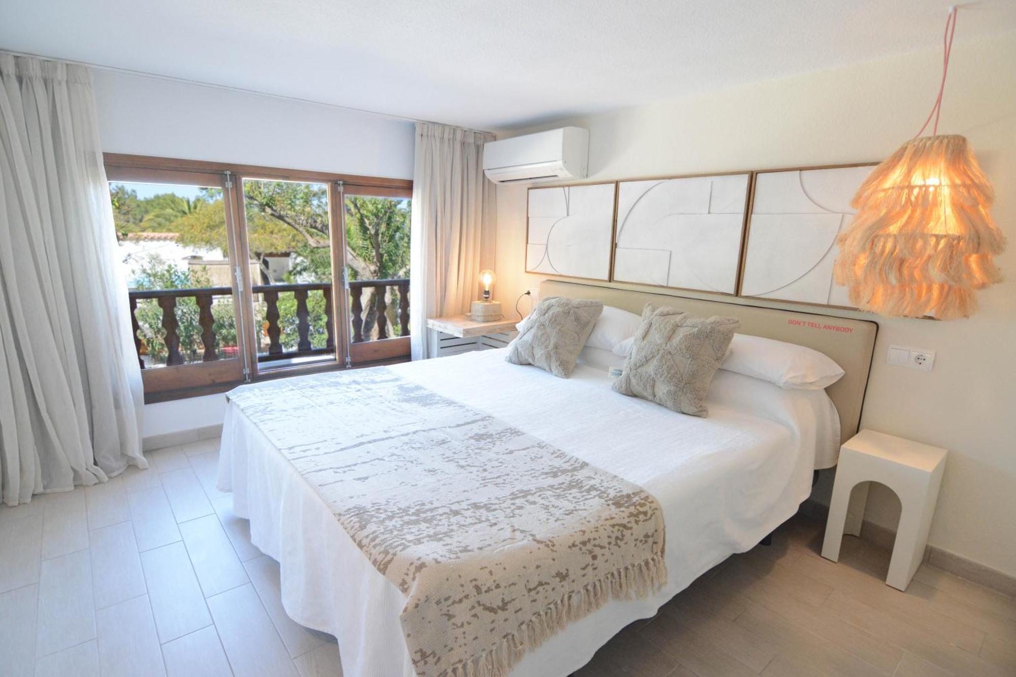Aparthotel Secret Oasis Ibiza-Only Adults San Antonio Abad Exterior foto