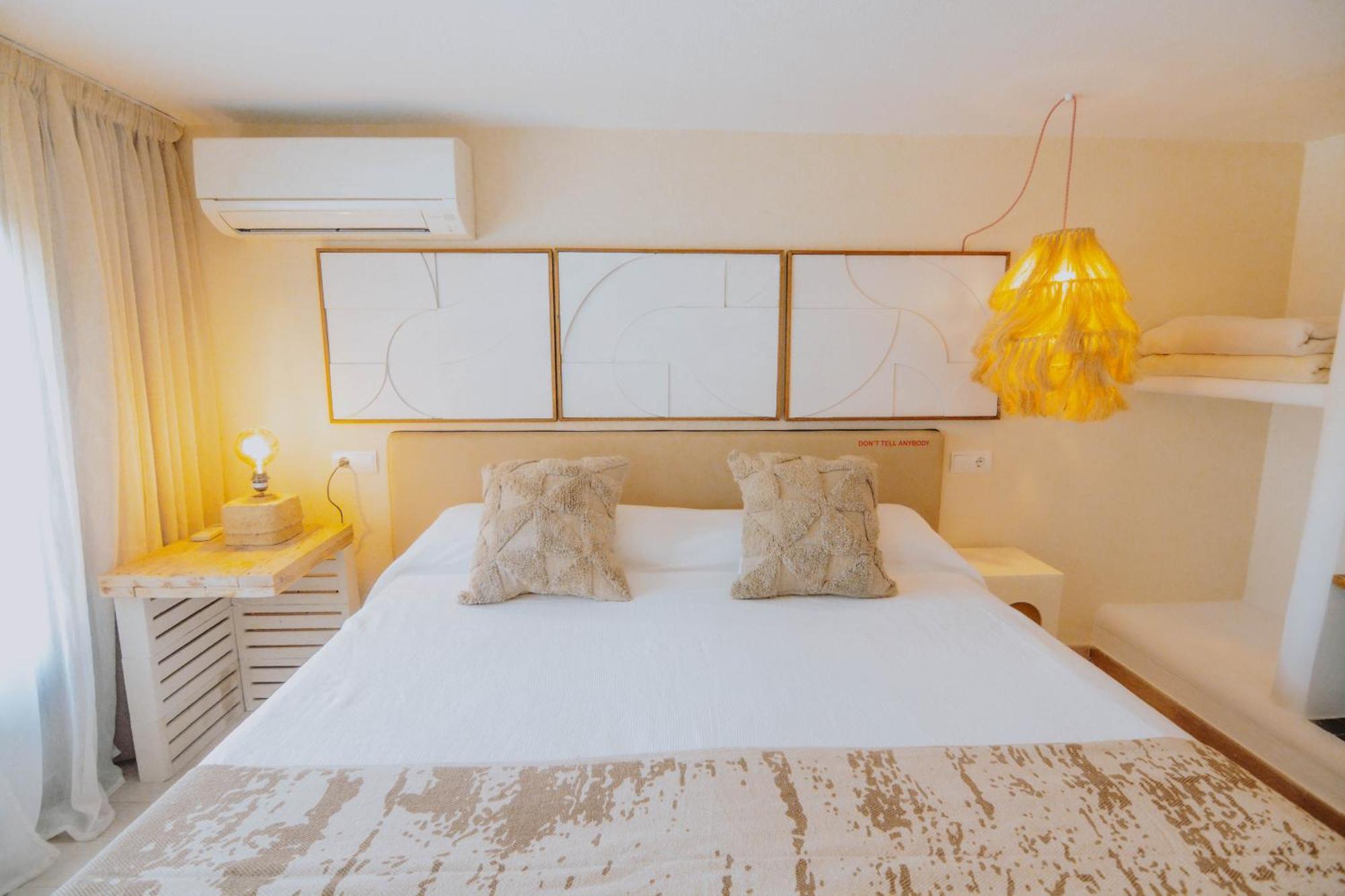 Aparthotel Secret Oasis Ibiza-Only Adults San Antonio Abad Exterior foto