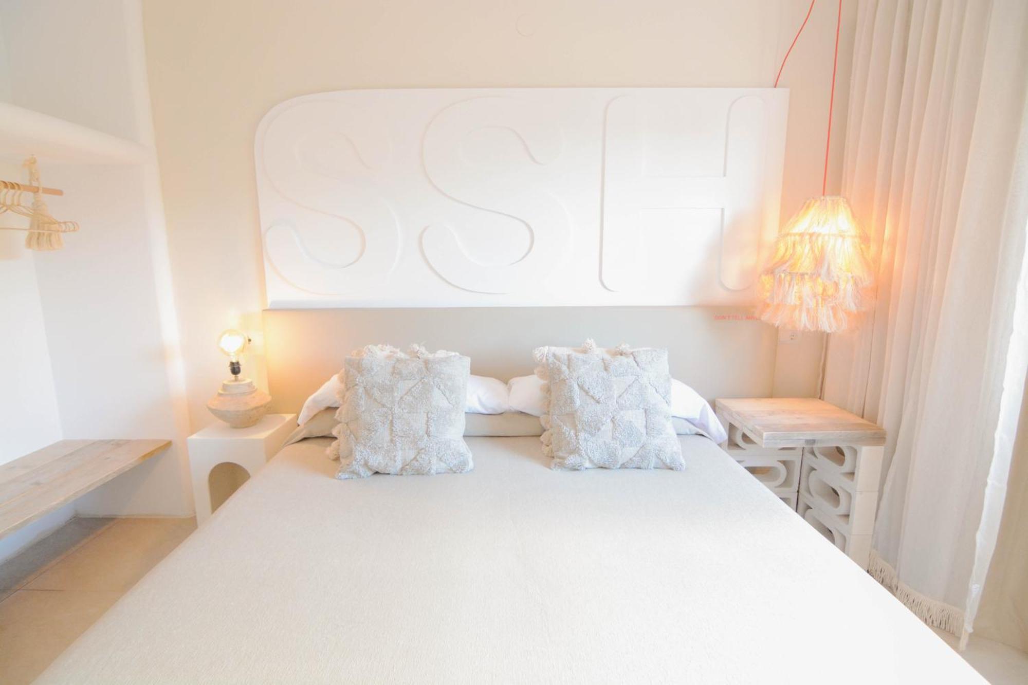 Aparthotel Secret Oasis Ibiza-Only Adults San Antonio Abad Exterior foto